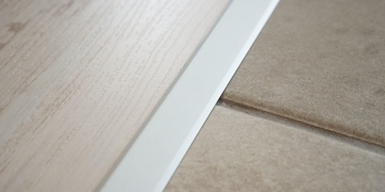Dodatki do dywanów – kiedy warto je kupić?