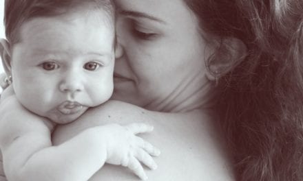 Nawał pokarmu – ile trwa, kiedy się pojawia i jak sobie z nim radzić? Dowiedz się, co robić podczas mlecznego nawału!