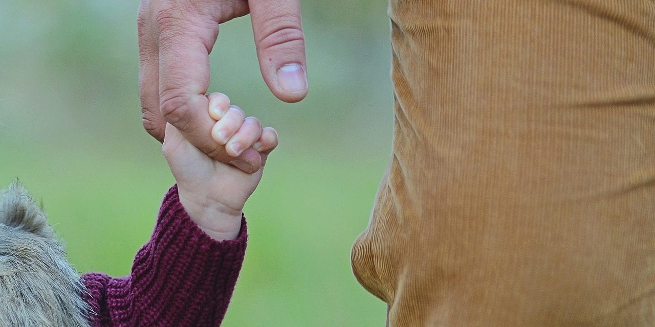 6 faktów na temat ustalenia ojcostwa