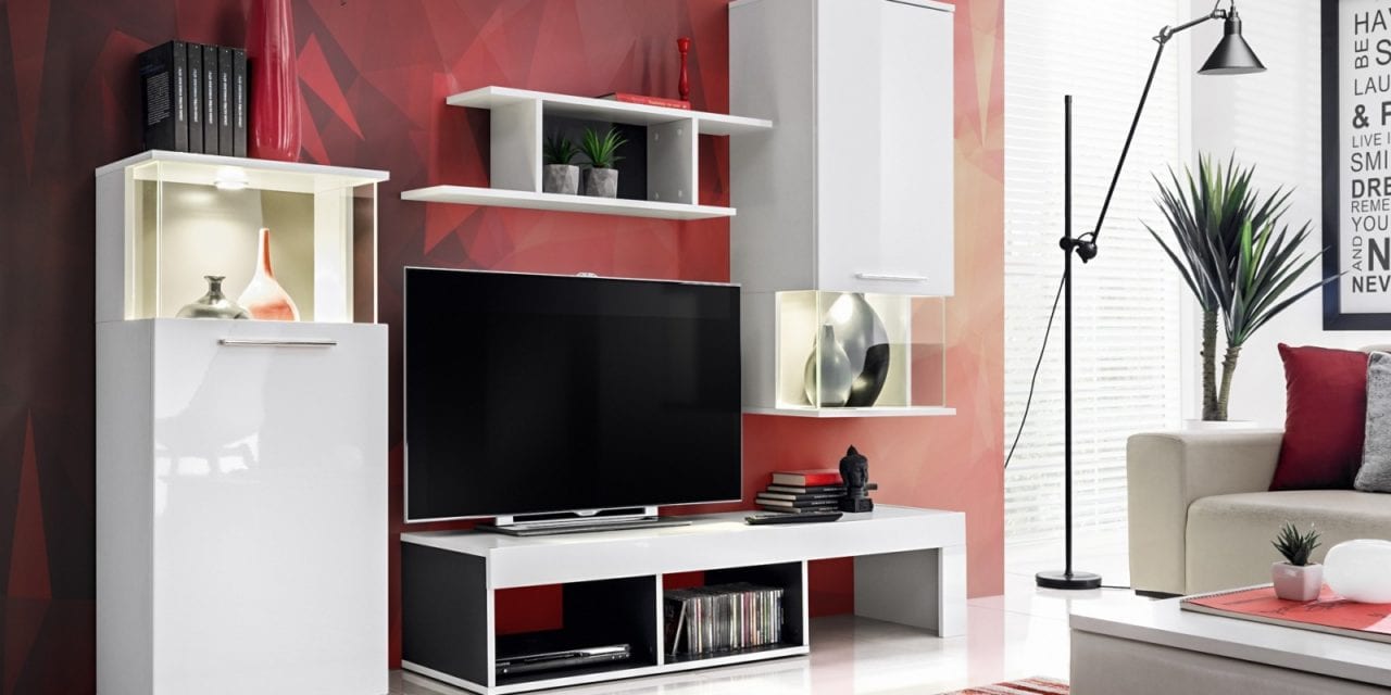 Szafki pod telewizor idealne do białego salonu