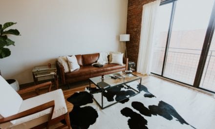 Meble ze skóry naturalnej – najpopularniejsze mity