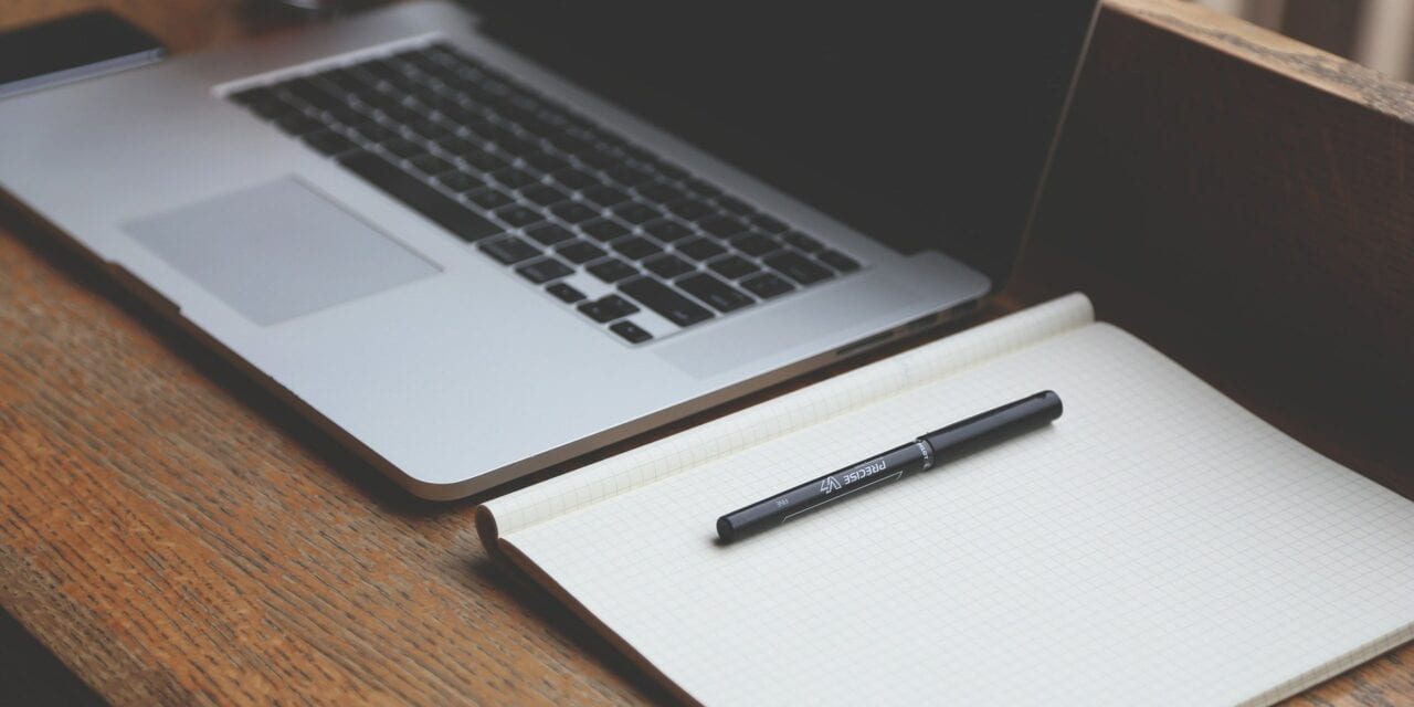 Poznaj artykuły biurowe, które pozwolą Ci zadbać o porządek i środowisko