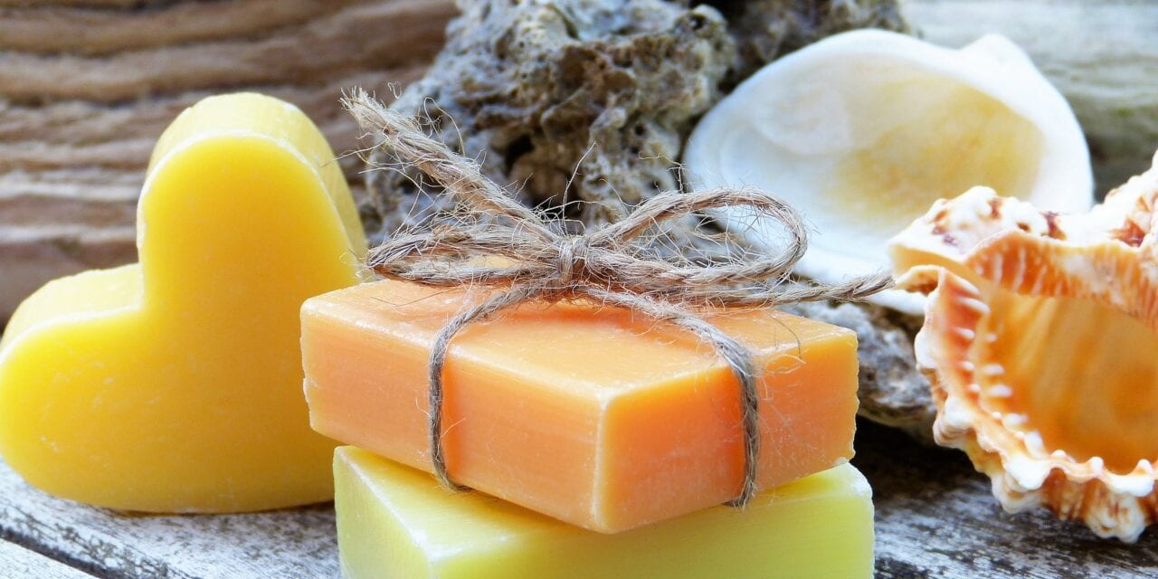 5 pomysłów na prezent do 30 zł z drogerii internetowej