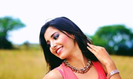 Zaczynasz przygodę z rękodziełem? Sięgnij po kamienie syntetyczne!