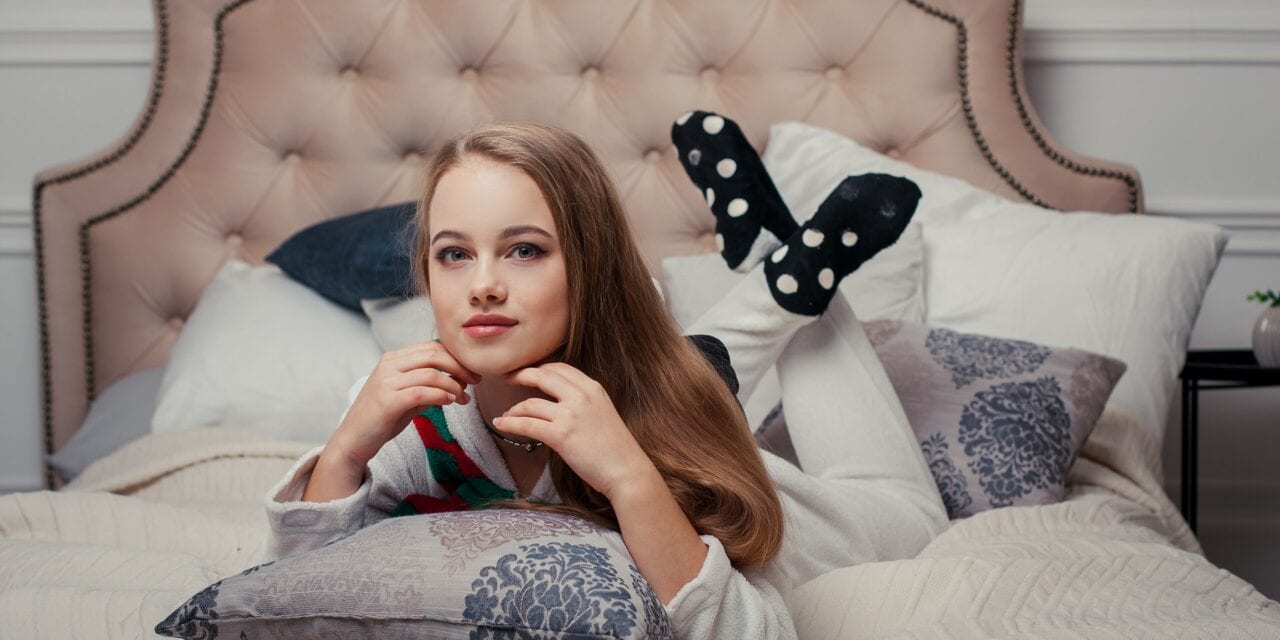 Wygodne piżamy damskie – jaki model wybrać, aby spać komfortowo i spokojnie?