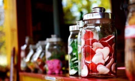 Czy warto kupować słodkości przez Internet? Cała prawda o słodyczach online