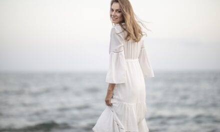 Jak dbać o białe ubrania? Podpowiadamy!