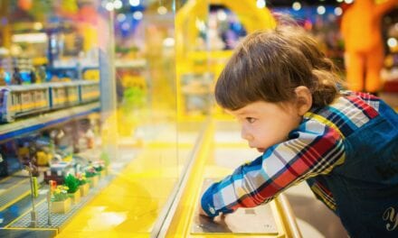 Zabawki, które rozwijają wyobraźnię – dlaczego warto je mieć w domu?