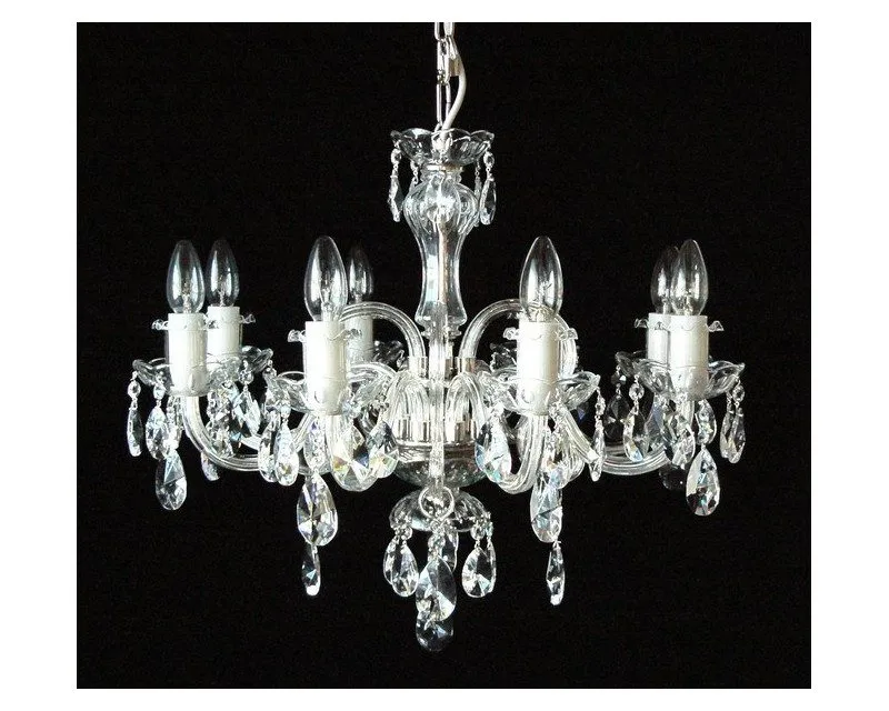 Żyrandole kryształowe – najmodniejszy gadżet czy relikt przeszłości?