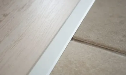 Dodatki do dywanów – kiedy warto je kupić?