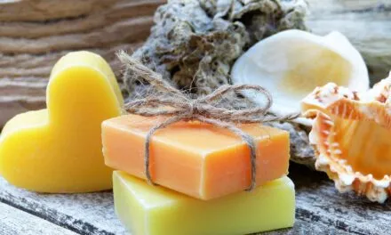 5 pomysłów na prezent do 30 zł z drogerii internetowej