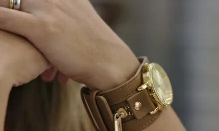 Zegarek damski – jak wybrać, aby służył Ci przez długi czas?