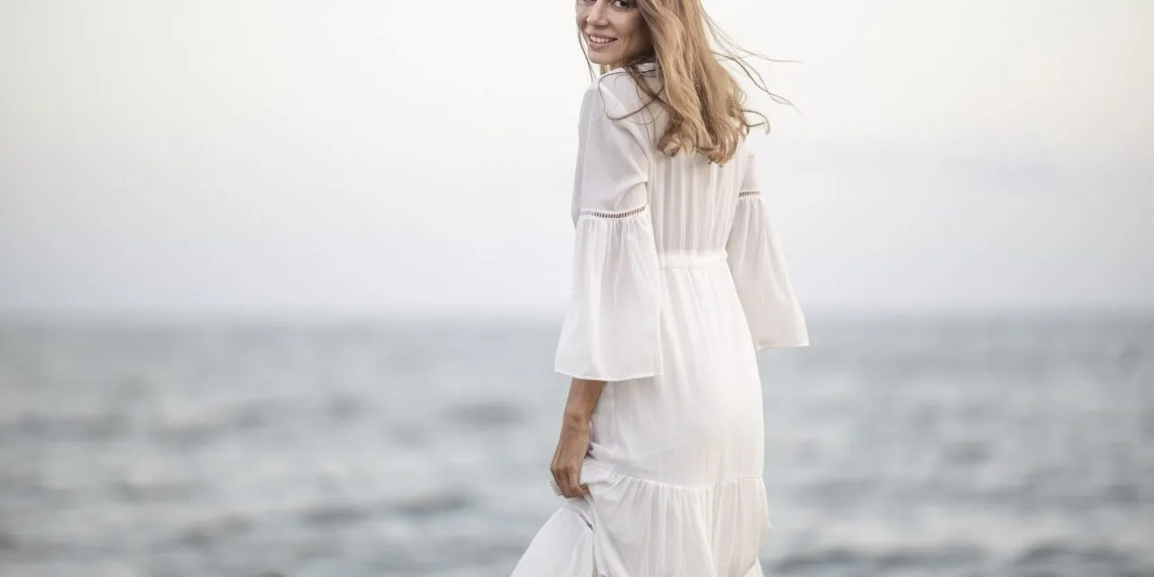 Jak dbać o białe ubrania? Podpowiadamy!