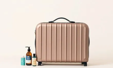 Minimalizm w pakowaniu i konserwacji walizek | Zachęcisz do ograniczenia liczby rzeczy i środków do pielęgnacji walizek, co pozwala zaoszczędzić czas, pieniądze i miejsce. Minimalistyczne podejście jest również bardziej ekologiczne.