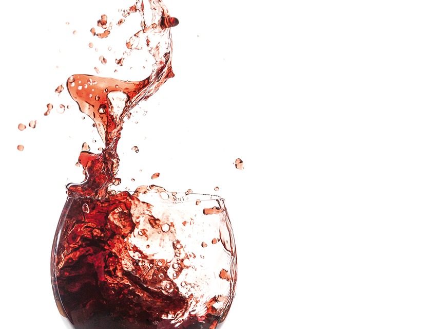Czerwone wina wytrawne to jedne z najzdrowszych alkoholi – prawda czy mit?